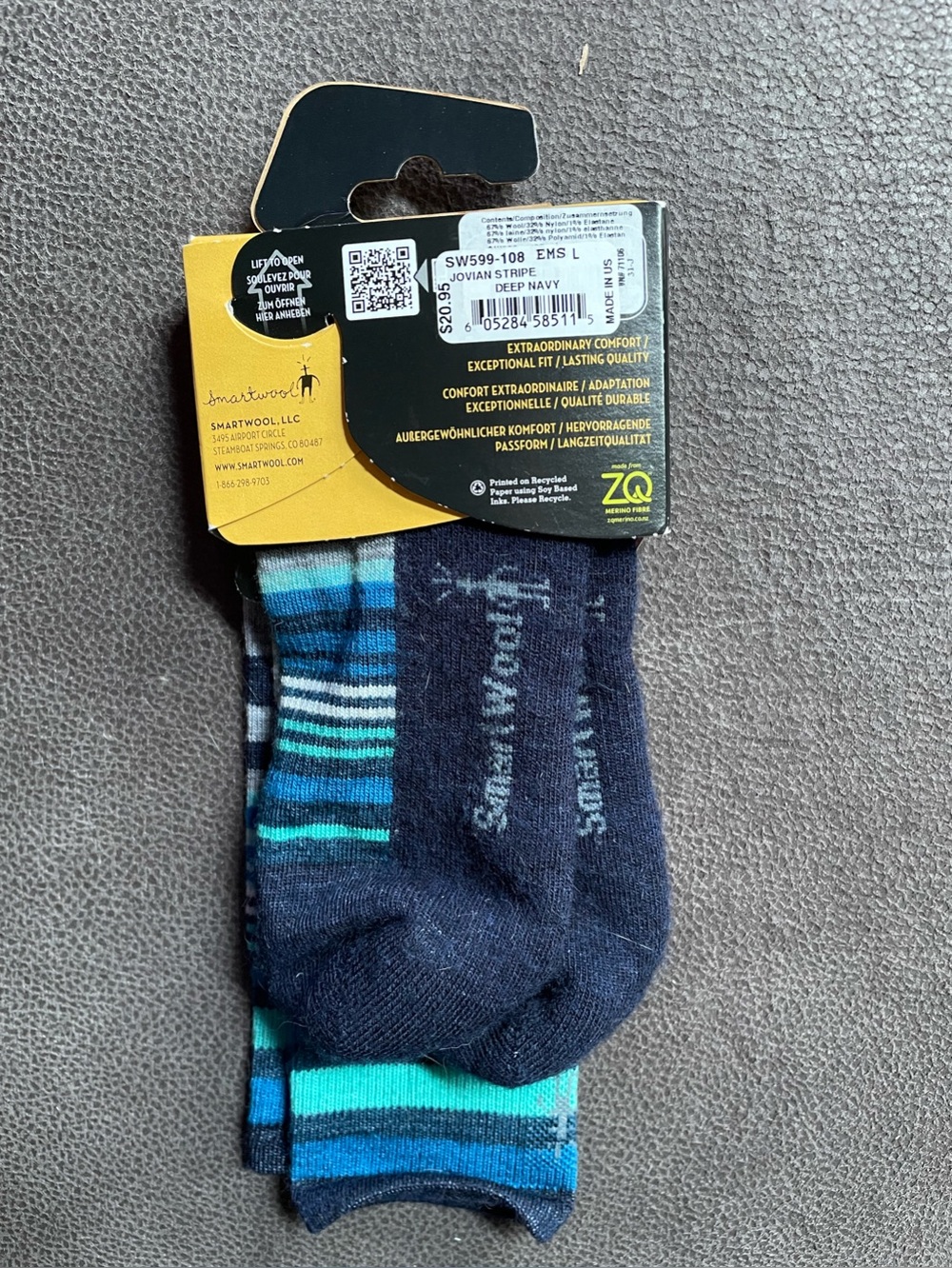 Smartwool women’s Striped Crew Socks in Navy, Teal & Aqua - Picture 2 of 4